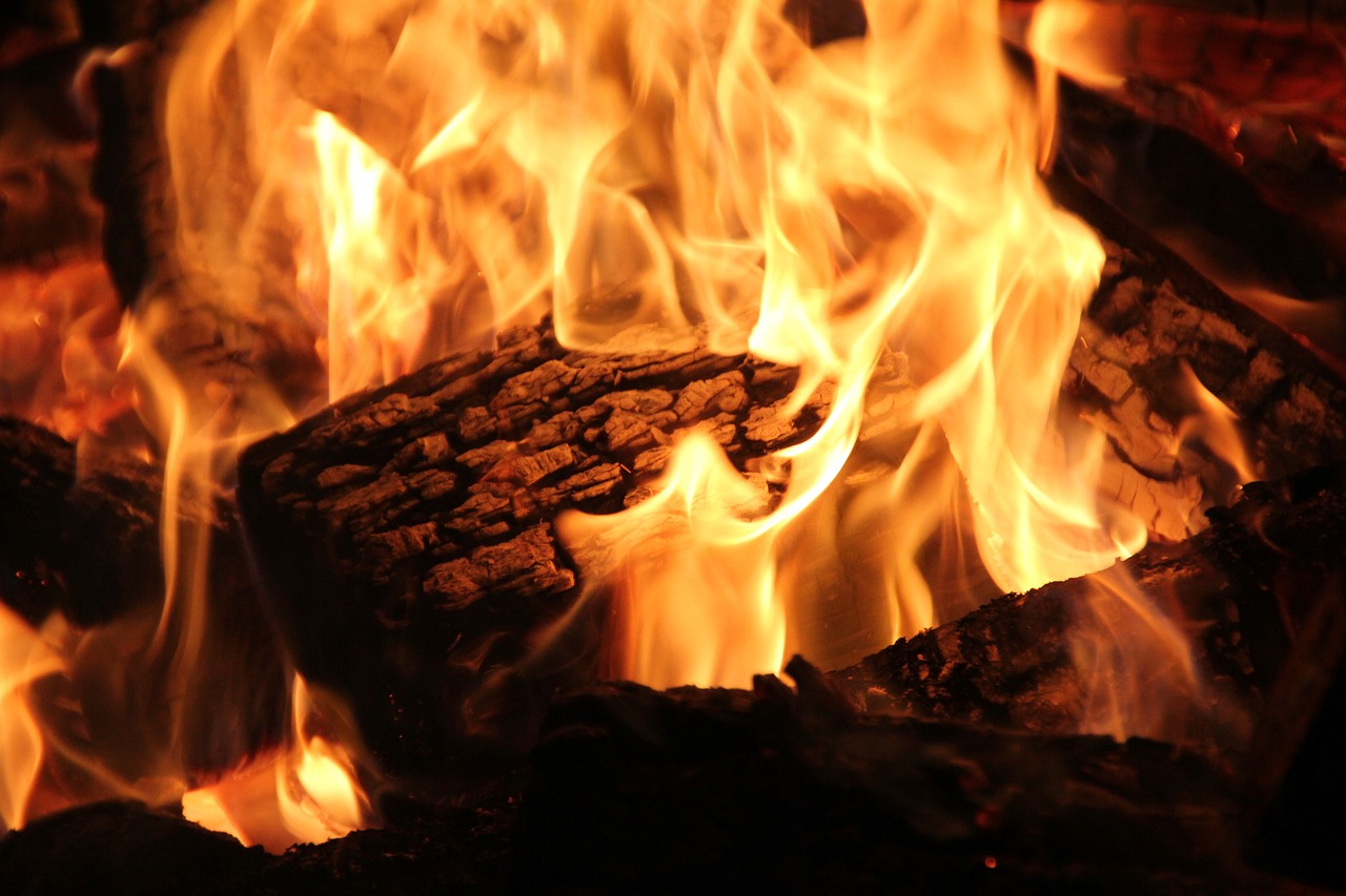 Professional Fireplace Cleaning Services In Malibu California